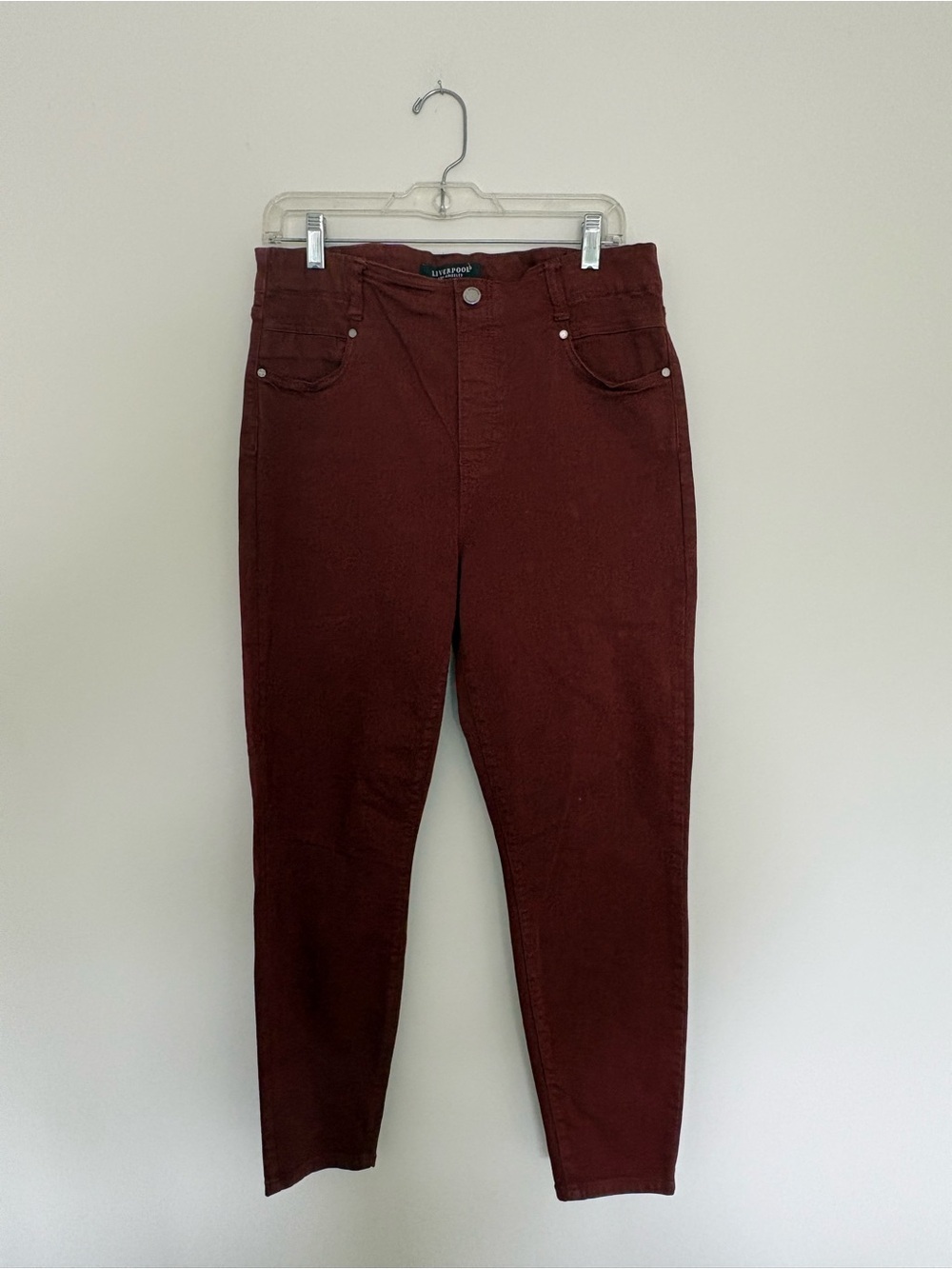 Liverpool Women’s Straight Leg Jeans in Burgundy